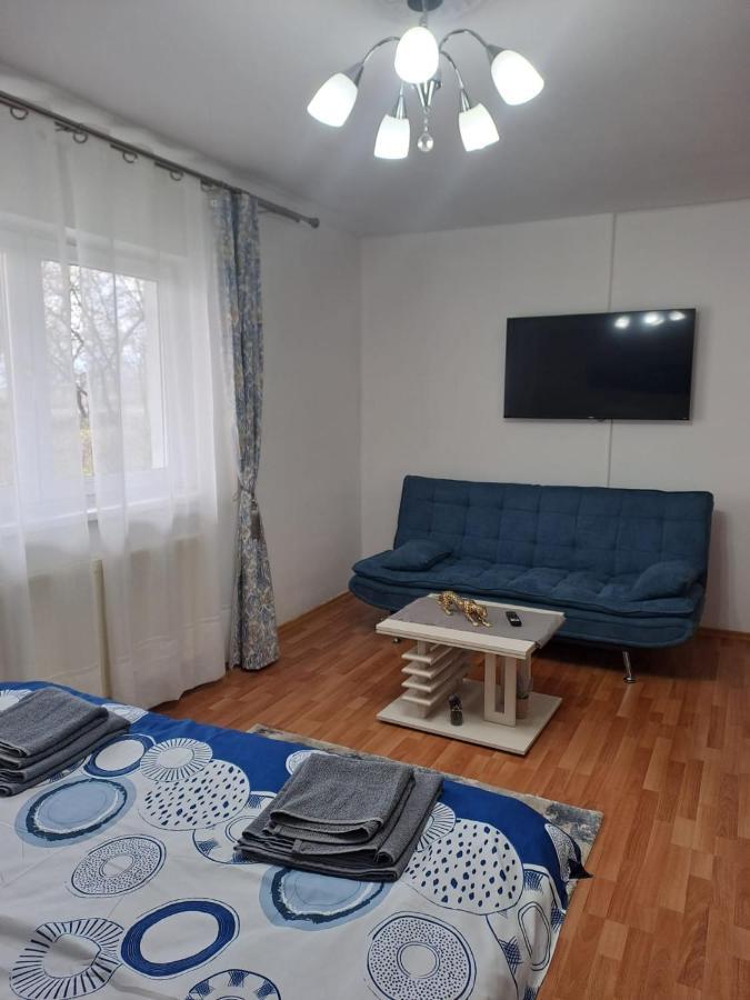 Apartament Garsoniera Bia Braszów Zewnętrze zdjęcie